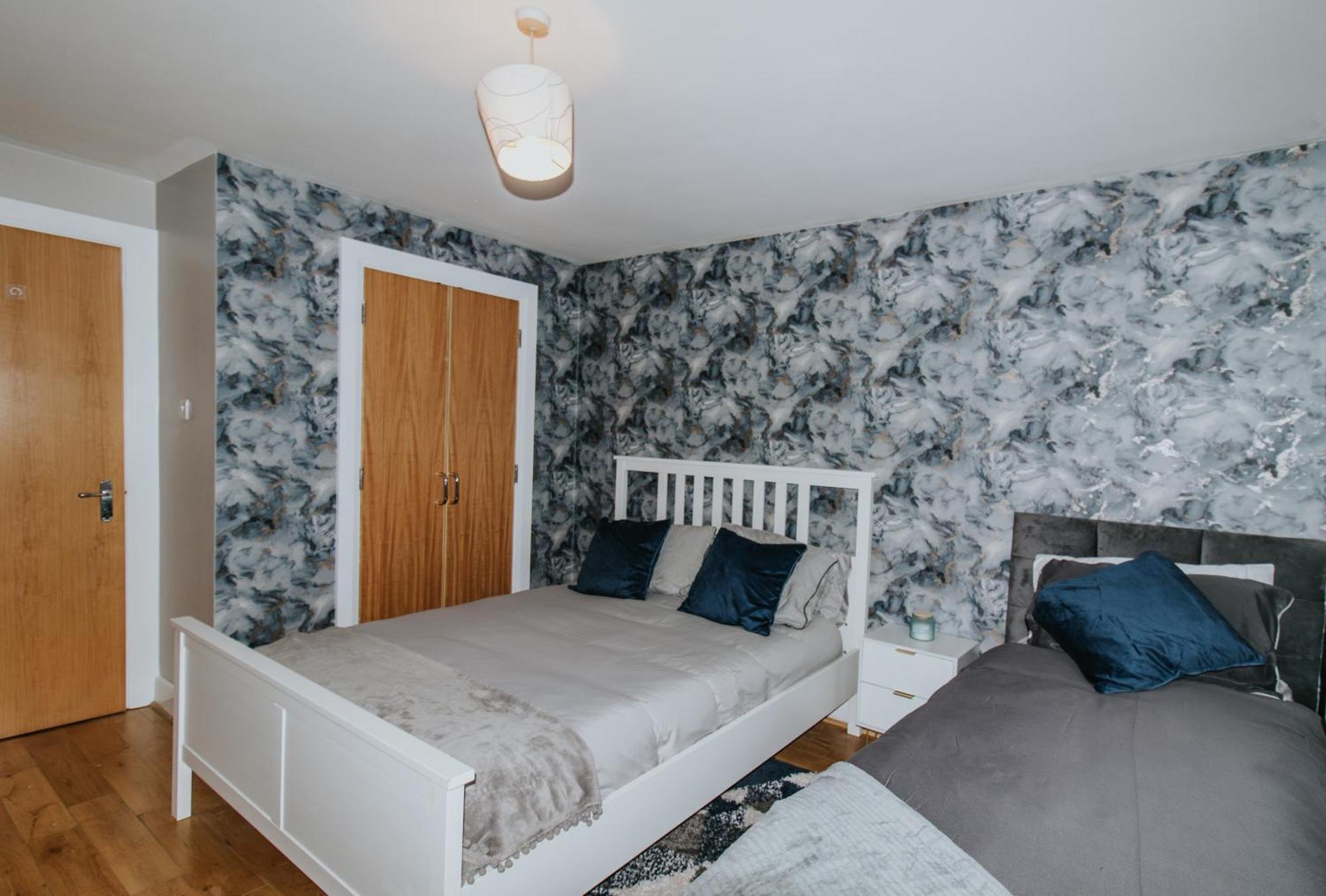 Whitehall Square Apartments- Queen's Quarters Belfast