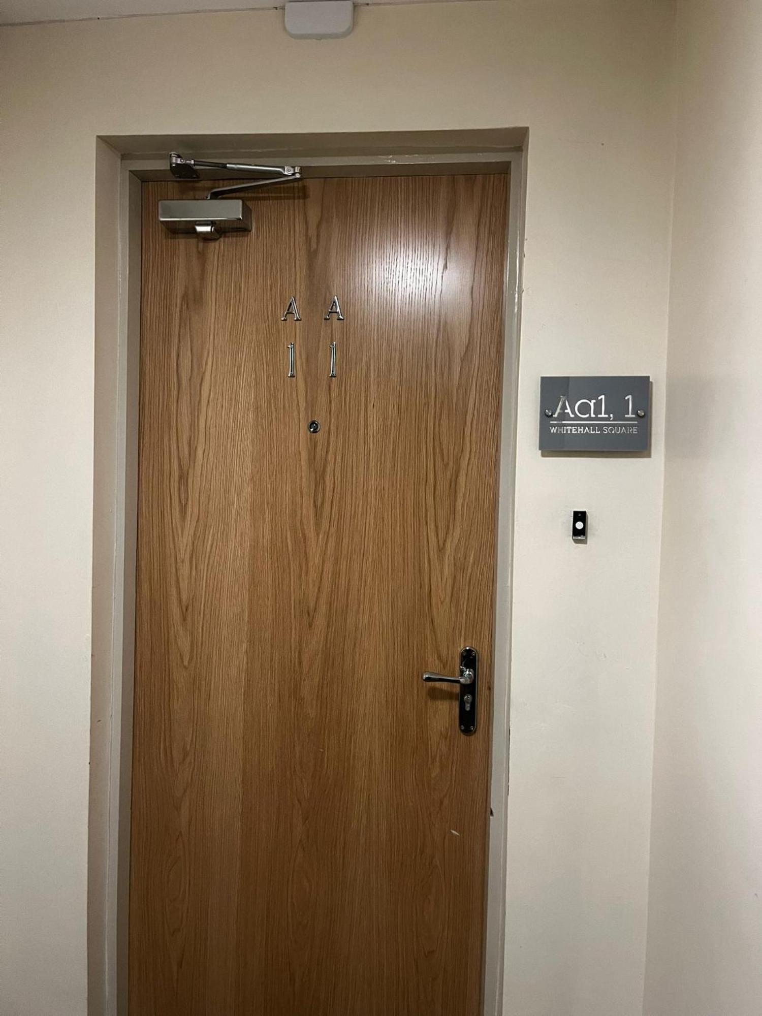 Whitehall Square Apartments- Queen's Quarters Appartement *